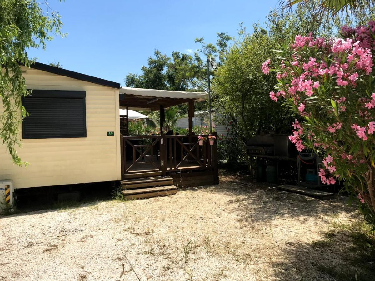 Comping Le Clos Du Thym Hotel Argeles-sur-Mer Bagian luar foto